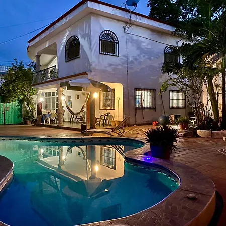Casamaya Hostel & Diving Cozumel Exterior photo